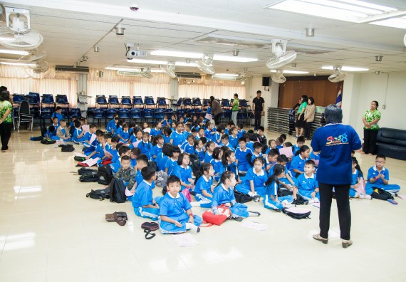 ภาพกิจกรรม คณะวิทยาศาสตร์และเทคโนโลยี จัดกิจกรรมค่ายวิทยาศาสตร์โรงเรียนอนุบาลกำแพงเพชร