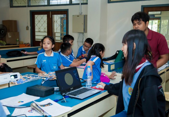 ภาพกิจกรรม คณะวิทยาศาสตร์และเทคโนโลยี จัดกิจกรรมค่ายวิทยาศาสตร์โรงเรียนอนุบาลกำแพงเพชร