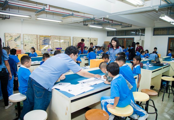 ภาพกิจกรรม คณะวิทยาศาสตร์และเทคโนโลยี จัดกิจกรรมค่ายวิทยาศาสตร์โรงเรียนอนุบาลกำแพงเพชร