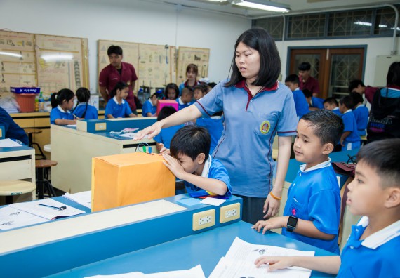 ภาพกิจกรรม คณะวิทยาศาสตร์และเทคโนโลยี จัดกิจกรรมค่ายวิทยาศาสตร์โรงเรียนอนุบาลกำแพงเพชร