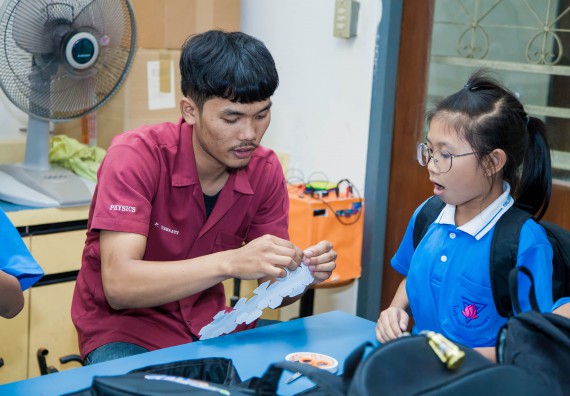 ภาพกิจกรรม คณะวิทยาศาสตร์และเทคโนโลยี จัดกิจกรรมค่ายวิทยาศาสตร์โรงเรียนอนุบาลกำแพงเพชร