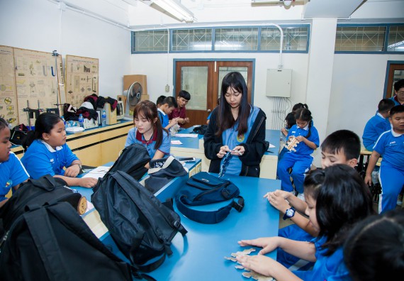 ภาพกิจกรรม คณะวิทยาศาสตร์และเทคโนโลยี จัดกิจกรรมค่ายวิทยาศาสตร์โรงเรียนอนุบาลกำแพงเพชร