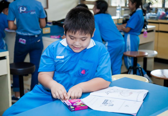 ภาพกิจกรรม คณะวิทยาศาสตร์และเทคโนโลยี จัดกิจกรรมค่ายวิทยาศาสตร์โรงเรียนอนุบาลกำแพงเพชร