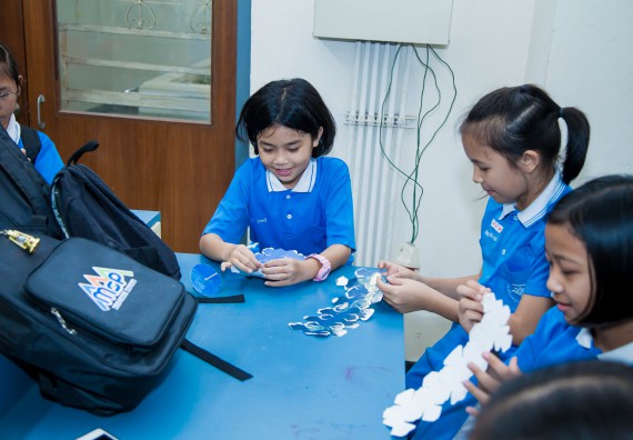 ภาพกิจกรรม คณะวิทยาศาสตร์และเทคโนโลยี จัดกิจกรรมค่ายวิทยาศาสตร์โรงเรียนอนุบาลกำแพงเพชร