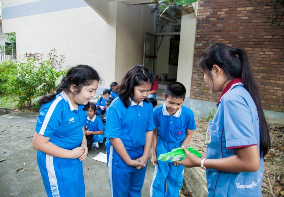 ภาพกิจกรรม คณะวิทยาศาสตร์และเทคโนโลยี จัดกิจกรรมค่ายวิทยาศาสตร์โรงเรียนอนุบาลกำแพงเพชร