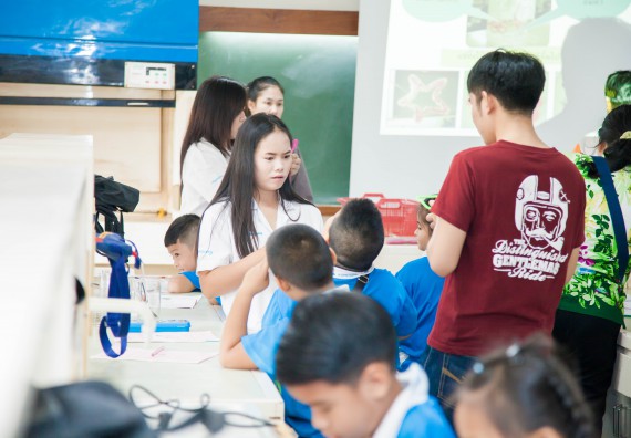 ภาพกิจกรรม คณะวิทยาศาสตร์และเทคโนโลยี จัดกิจกรรมค่ายวิทยาศาสตร์โรงเรียนอนุบาลกำแพงเพชร