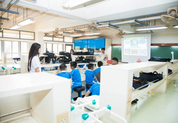 ภาพกิจกรรม คณะวิทยาศาสตร์และเทคโนโลยี จัดกิจกรรมค่ายวิทยาศาสตร์โรงเรียนอนุบาลกำแพงเพชร