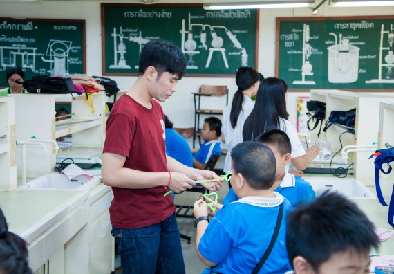 ภาพกิจกรรม คณะวิทยาศาสตร์และเทคโนโลยี จัดกิจกรรมค่ายวิทยาศาสตร์โรงเรียนอนุบาลกำแพงเพชร