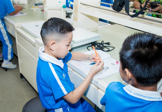 ภาพกิจกรรม คณะวิทยาศาสตร์และเทคโนโลยี จัดกิจกรรมค่ายวิทยาศาสตร์โรงเรียนอนุบาลกำแพงเพชร