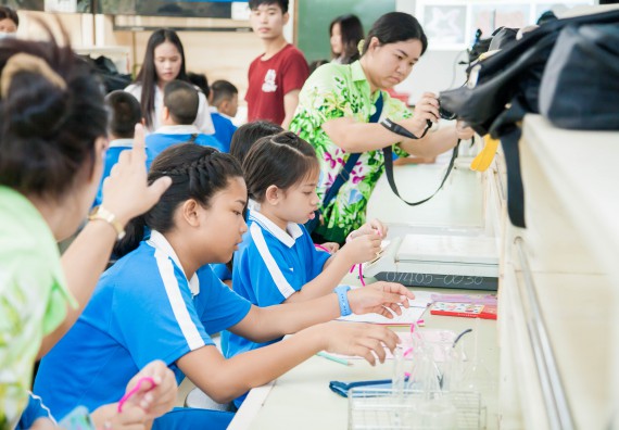 ภาพกิจกรรม คณะวิทยาศาสตร์และเทคโนโลยี จัดกิจกรรมค่ายวิทยาศาสตร์โรงเรียนอนุบาลกำแพงเพชร