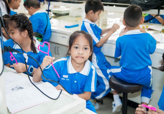 ภาพกิจกรรม คณะวิทยาศาสตร์และเทคโนโลยี จัดกิจกรรมค่ายวิทยาศาสตร์โรงเรียนอนุบาลกำแพงเพชร