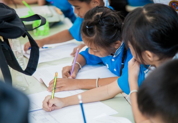 ภาพกิจกรรม คณะวิทยาศาสตร์และเทคโนโลยี จัดกิจกรรมค่ายวิทยาศาสตร์โรงเรียนอนุบาลกำแพงเพชร