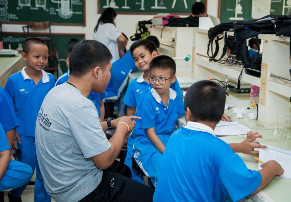 ภาพกิจกรรม คณะวิทยาศาสตร์และเทคโนโลยี จัดกิจกรรมค่ายวิทยาศาสตร์โรงเรียนอนุบาลกำแพงเพชร