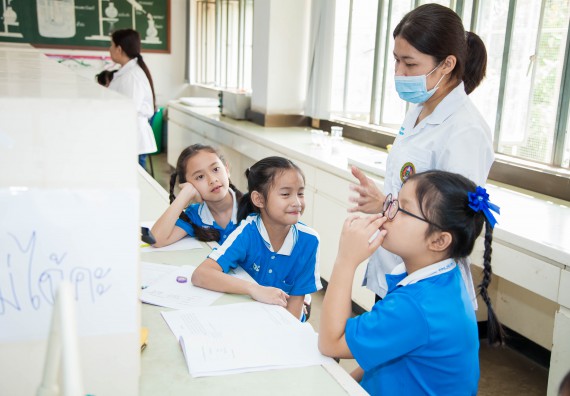 ภาพกิจกรรม คณะวิทยาศาสตร์และเทคโนโลยี จัดกิจกรรมค่ายวิทยาศาสตร์โรงเรียนอนุบาลกำแพงเพชร