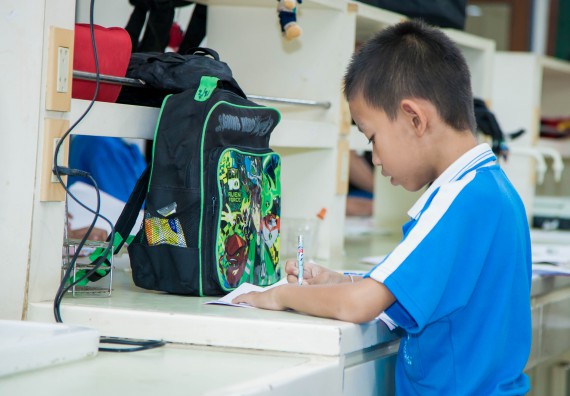 ภาพกิจกรรม คณะวิทยาศาสตร์และเทคโนโลยี จัดกิจกรรมค่ายวิทยาศาสตร์โรงเรียนอนุบาลกำแพงเพชร