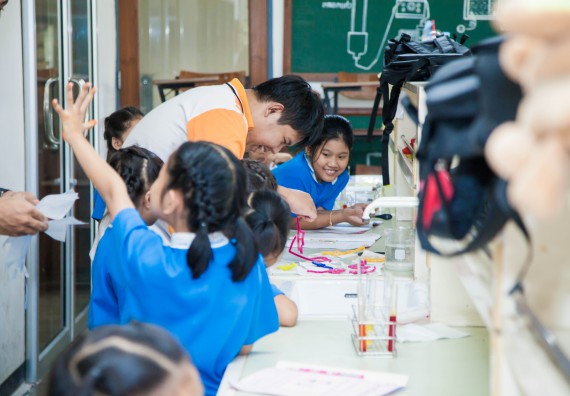 ภาพกิจกรรม คณะวิทยาศาสตร์และเทคโนโลยี จัดกิจกรรมค่ายวิทยาศาสตร์โรงเรียนอนุบาลกำแพงเพชร