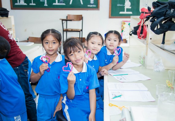 ภาพกิจกรรม คณะวิทยาศาสตร์และเทคโนโลยี จัดกิจกรรมค่ายวิทยาศาสตร์โรงเรียนอนุบาลกำแพงเพชร