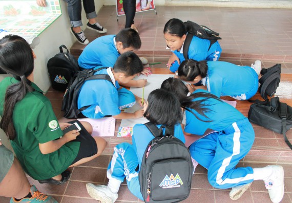 ภาพกิจกรรม คณะวิทยาศาสตร์และเทคโนโลยี จัดกิจกรรมค่ายวิทยาศาสตร์โรงเรียนอนุบาลกำแพงเพชร