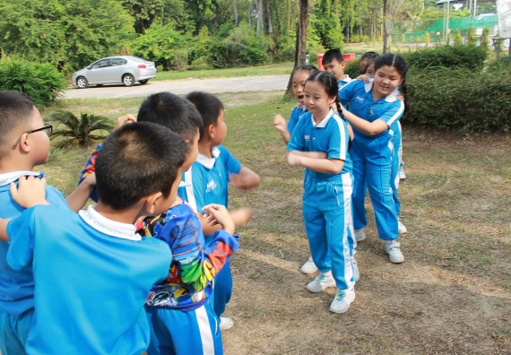 ภาพกิจกรรม คณะวิทยาศาสตร์และเทคโนโลยี จัดกิจกรรมค่ายวิทยาศาสตร์โรงเรียนอนุบาลกำแพงเพชร