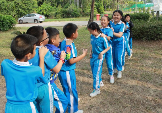 ภาพกิจกรรม คณะวิทยาศาสตร์และเทคโนโลยี จัดกิจกรรมค่ายวิทยาศาสตร์โรงเรียนอนุบาลกำแพงเพชร