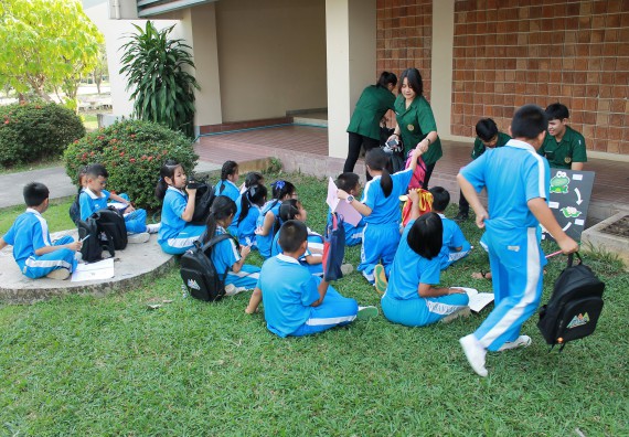 ภาพกิจกรรม คณะวิทยาศาสตร์และเทคโนโลยี จัดกิจกรรมค่ายวิทยาศาสตร์โรงเรียนอนุบาลกำแพงเพชร