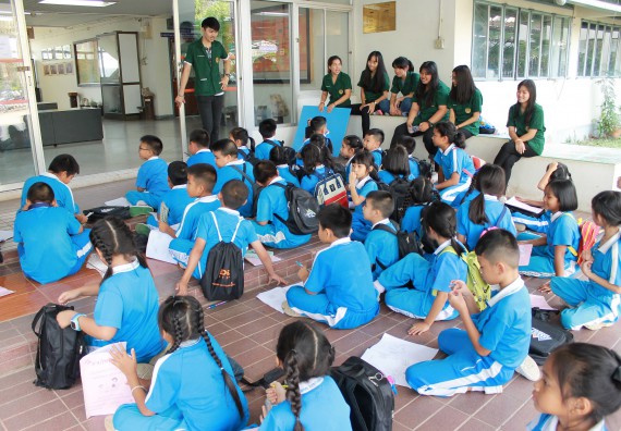 ภาพกิจกรรม คณะวิทยาศาสตร์และเทคโนโลยี จัดกิจกรรมค่ายวิทยาศาสตร์โรงเรียนอนุบาลกำแพงเพชร