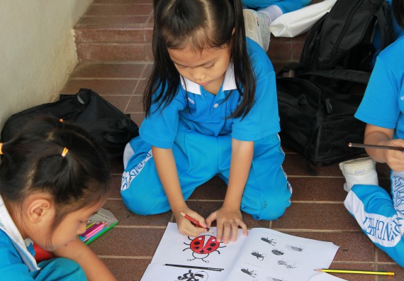 ภาพกิจกรรม คณะวิทยาศาสตร์และเทคโนโลยี จัดกิจกรรมค่ายวิทยาศาสตร์โรงเรียนอนุบาลกำแพงเพชร