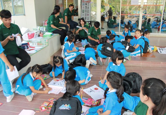 ภาพกิจกรรม คณะวิทยาศาสตร์และเทคโนโลยี จัดกิจกรรมค่ายวิทยาศาสตร์โรงเรียนอนุบาลกำแพงเพชร