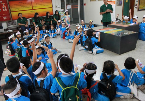 ภาพกิจกรรม คณะวิทยาศาสตร์และเทคโนโลยี จัดกิจกรรมค่ายวิทยาศาสตร์โรงเรียนอนุบาลกำแพงเพชร