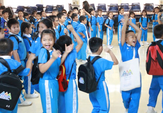 ภาพกิจกรรม คณะวิทยาศาสตร์และเทคโนโลยี จัดกิจกรรมค่ายวิทยาศาสตร์โรงเรียนอนุบาลกำแพงเพชร