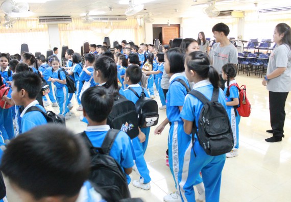 ภาพกิจกรรม คณะวิทยาศาสตร์และเทคโนโลยี จัดกิจกรรมค่ายวิทยาศาสตร์โรงเรียนอนุบาลกำแพงเพชร