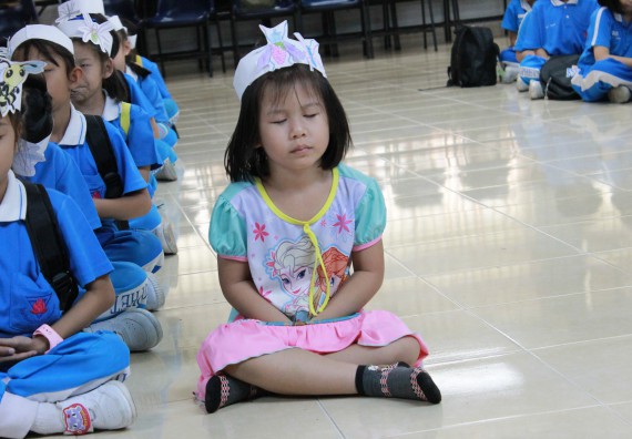 ภาพกิจกรรม คณะวิทยาศาสตร์และเทคโนโลยี จัดกิจกรรมค่ายวิทยาศาสตร์โรงเรียนอนุบาลกำแพงเพชร