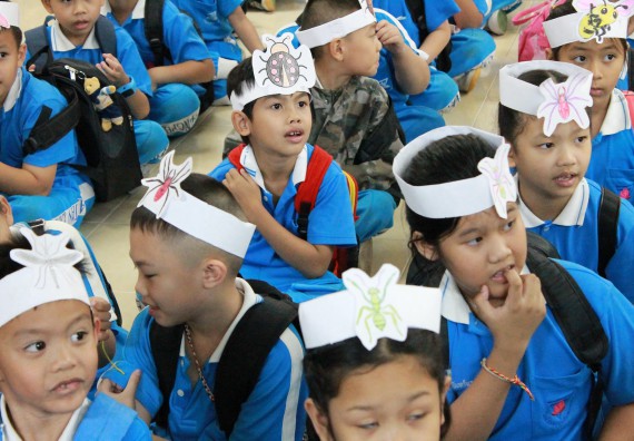 ภาพกิจกรรม คณะวิทยาศาสตร์และเทคโนโลยี จัดกิจกรรมค่ายวิทยาศาสตร์โรงเรียนอนุบาลกำแพงเพชร