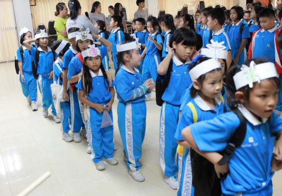 ภาพกิจกรรม คณะวิทยาศาสตร์และเทคโนโลยี จัดกิจกรรมค่ายวิทยาศาสตร์โรงเรียนอนุบาลกำแพงเพชร