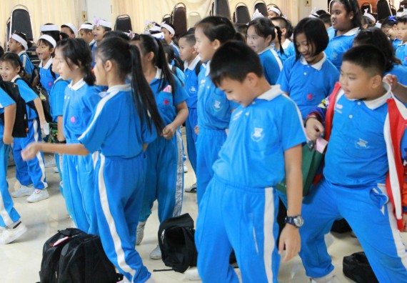 ภาพกิจกรรม คณะวิทยาศาสตร์และเทคโนโลยี จัดกิจกรรมค่ายวิทยาศาสตร์โรงเรียนอนุบาลกำแพงเพชร