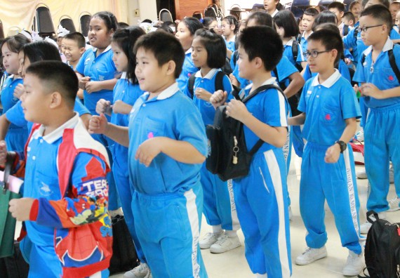 ภาพกิจกรรม คณะวิทยาศาสตร์และเทคโนโลยี จัดกิจกรรมค่ายวิทยาศาสตร์โรงเรียนอนุบาลกำแพงเพชร