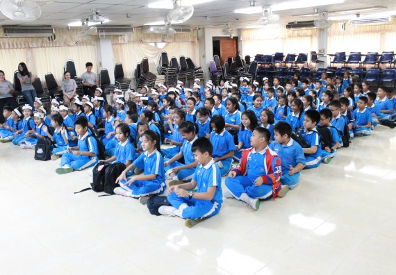 ภาพกิจกรรม คณะวิทยาศาสตร์และเทคโนโลยี จัดกิจกรรมค่ายวิทยาศาสตร์โรงเรียนอนุบาลกำแพงเพชร