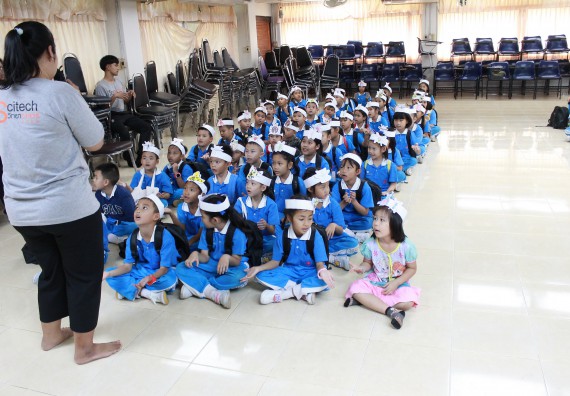 ภาพกิจกรรม คณะวิทยาศาสตร์และเทคโนโลยี จัดกิจกรรมค่ายวิทยาศาสตร์โรงเรียนอนุบาลกำแพงเพชร