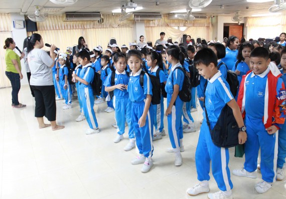 ภาพกิจกรรม คณะวิทยาศาสตร์และเทคโนโลยี จัดกิจกรรมค่ายวิทยาศาสตร์โรงเรียนอนุบาลกำแพงเพชร