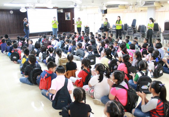 ภาพกิจกรรม คณะวิทยาศาสตร์และเทคโนโลยี จัดกิจกรรมค่ายวิทยาศาสตร์โรงเรียนอนุบาลกำแพงเพชร