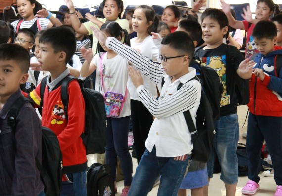 ภาพกิจกรรม คณะวิทยาศาสตร์และเทคโนโลยี จัดกิจกรรมค่ายวิทยาศาสตร์โรงเรียนอนุบาลกำแพงเพชร