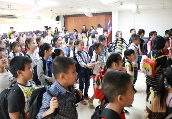 ภาพกิจกรรม คณะวิทยาศาสตร์และเทคโนโลยี จัดกิจกรรมค่ายวิทยาศาสตร์โรงเรียนอนุบาลกำแพงเพชร