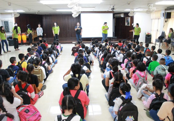 ภาพกิจกรรม คณะวิทยาศาสตร์และเทคโนโลยี จัดกิจกรรมค่ายวิทยาศาสตร์โรงเรียนอนุบาลกำแพงเพชร