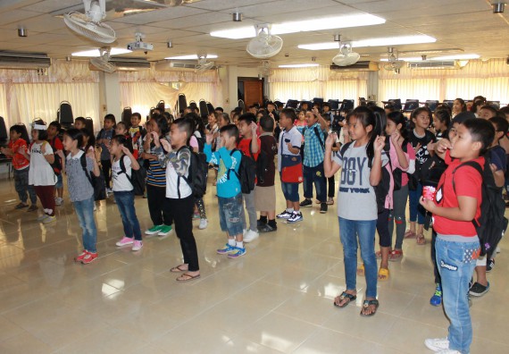 ภาพกิจกรรม คณะวิทยาศาสตร์และเทคโนโลยี จัดกิจกรรมค่ายวิทยาศาสตร์โรงเรียนอนุบาลกำแพงเพชร