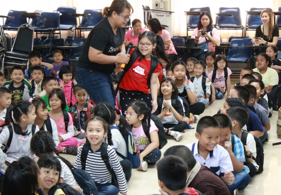 ภาพกิจกรรม คณะวิทยาศาสตร์และเทคโนโลยี จัดกิจกรรมค่ายวิทยาศาสตร์โรงเรียนอนุบาลกำแพงเพชร