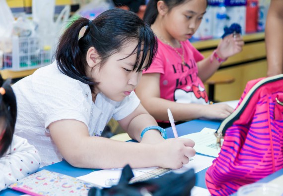 ภาพกิจกรรม คณะวิทยาศาสตร์และเทคโนโลยี จัดกิจกรรมค่ายวิทยาศาสตร์โรงเรียนอนุบาลกำแพงเพชร