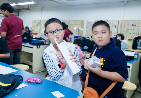 ภาพกิจกรรม คณะวิทยาศาสตร์และเทคโนโลยี จัดกิจกรรมค่ายวิทยาศาสตร์โรงเรียนอนุบาลกำแพงเพชร