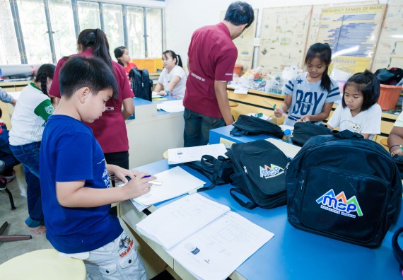 ภาพกิจกรรม คณะวิทยาศาสตร์และเทคโนโลยี จัดกิจกรรมค่ายวิทยาศาสตร์โรงเรียนอนุบาลกำแพงเพชร