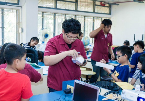 ภาพกิจกรรม คณะวิทยาศาสตร์และเทคโนโลยี จัดกิจกรรมค่ายวิทยาศาสตร์โรงเรียนอนุบาลกำแพงเพชร