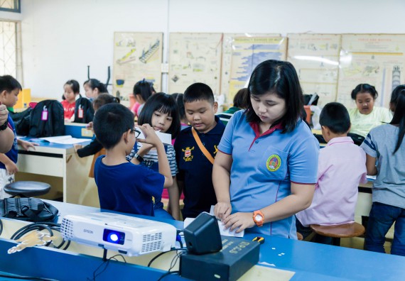 ภาพกิจกรรม คณะวิทยาศาสตร์และเทคโนโลยี จัดกิจกรรมค่ายวิทยาศาสตร์โรงเรียนอนุบาลกำแพงเพชร